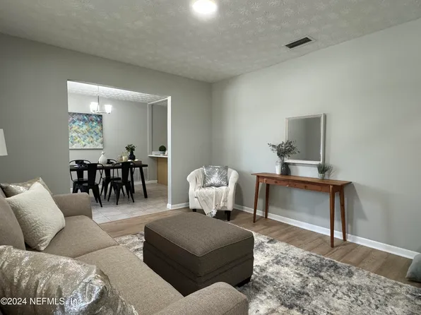 6151 DEEPWOOD Drive W, Jacksonville, FL 32244