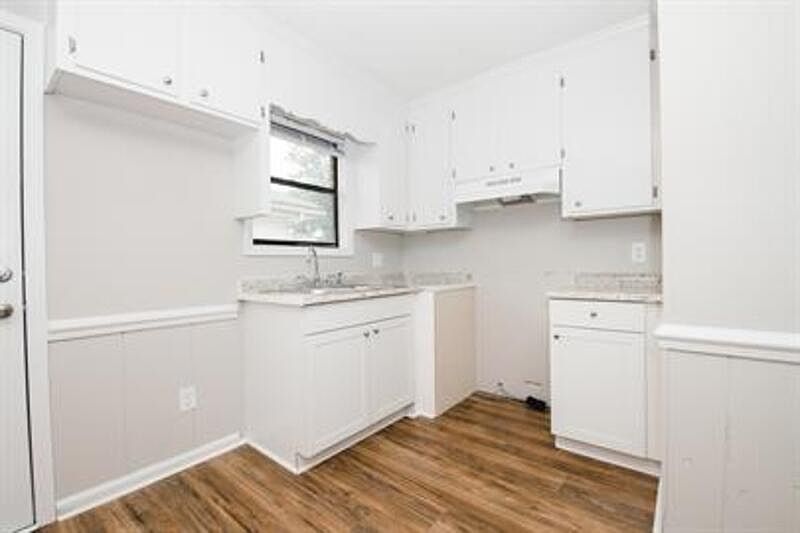1st image of 1605 Betz St #1601