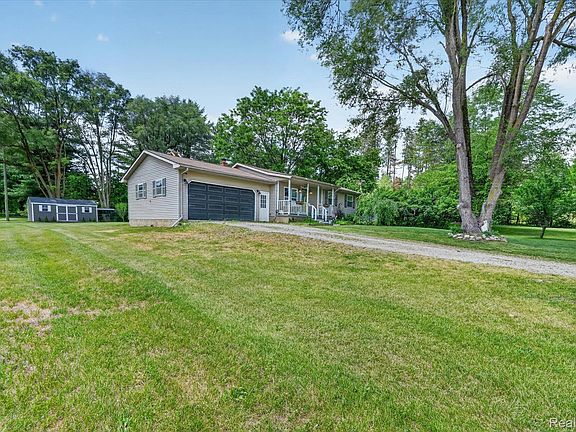 2nd image of 3837 Jones Rd