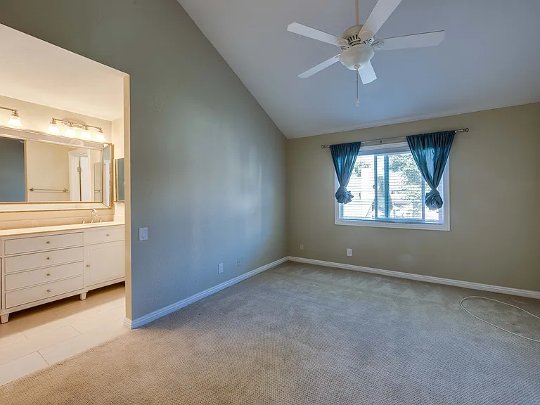17030 Mount Lilita Ct — Photo 30