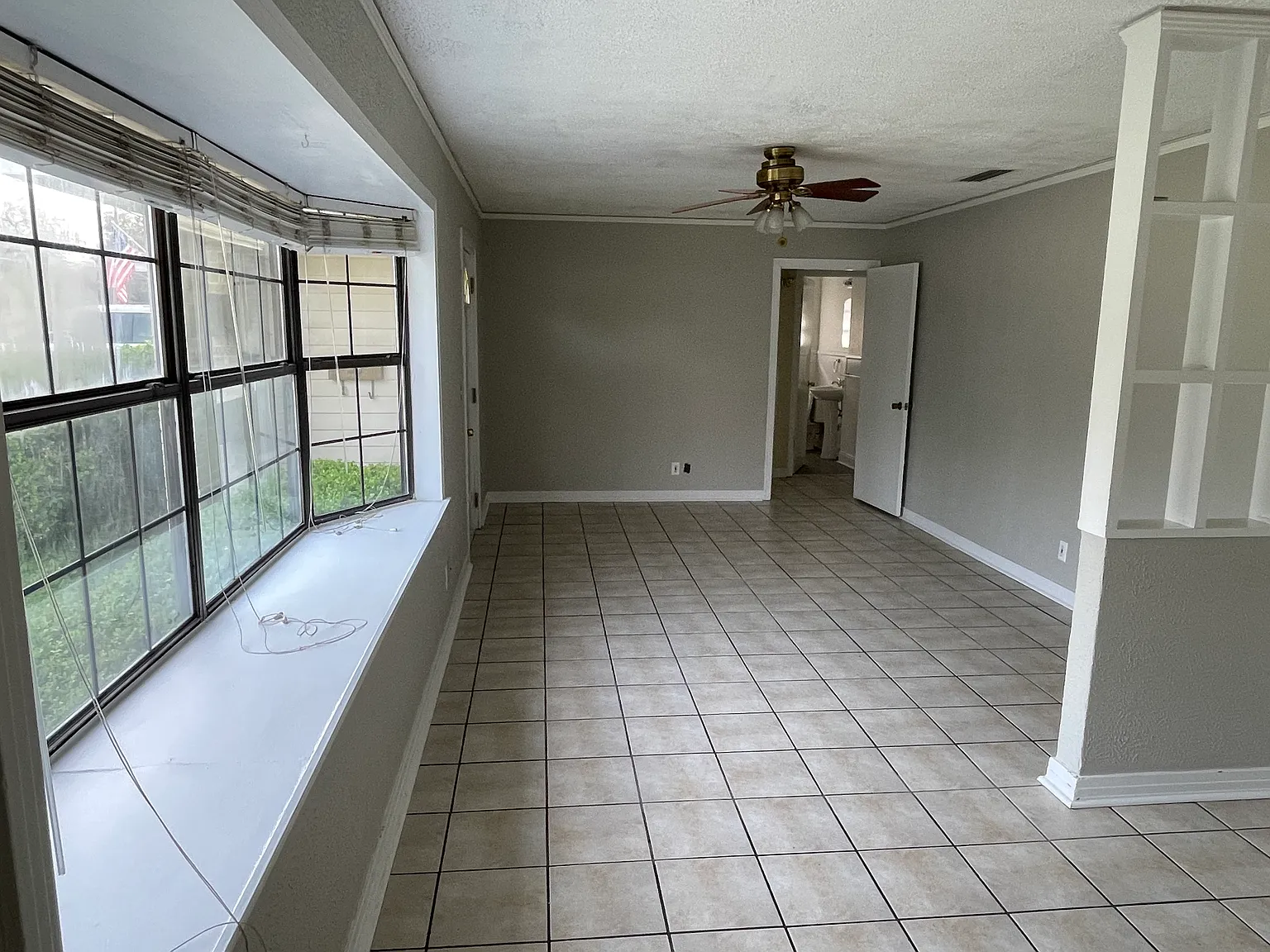 4722 Akard Ave — Photo 3