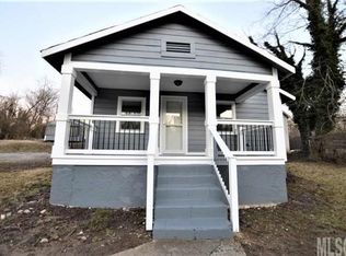 408 Broadway St NW, Lenoir, NC 28645