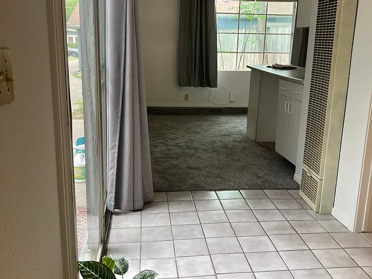 502B Hammack Dr #B — Photo 1