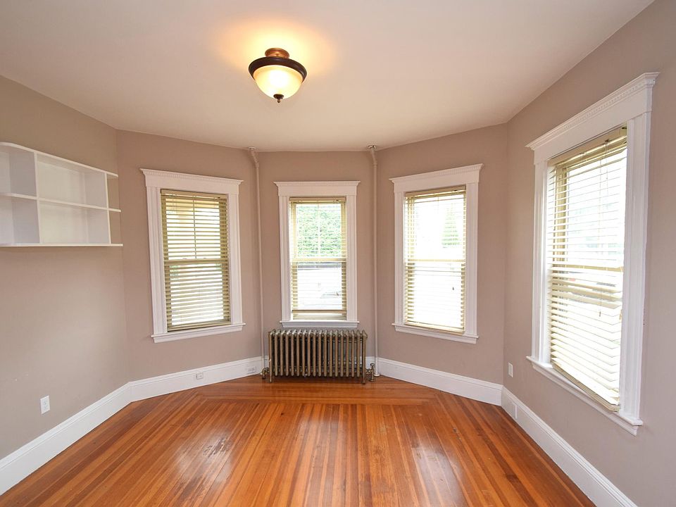 1st image of 659 Washington St #1