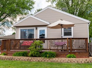 1304 Graceland Ave, Racine, WI 53403