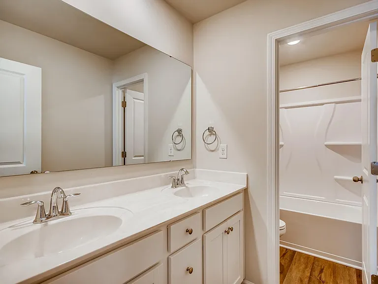 3177 Treyson Dr — Photo 9
