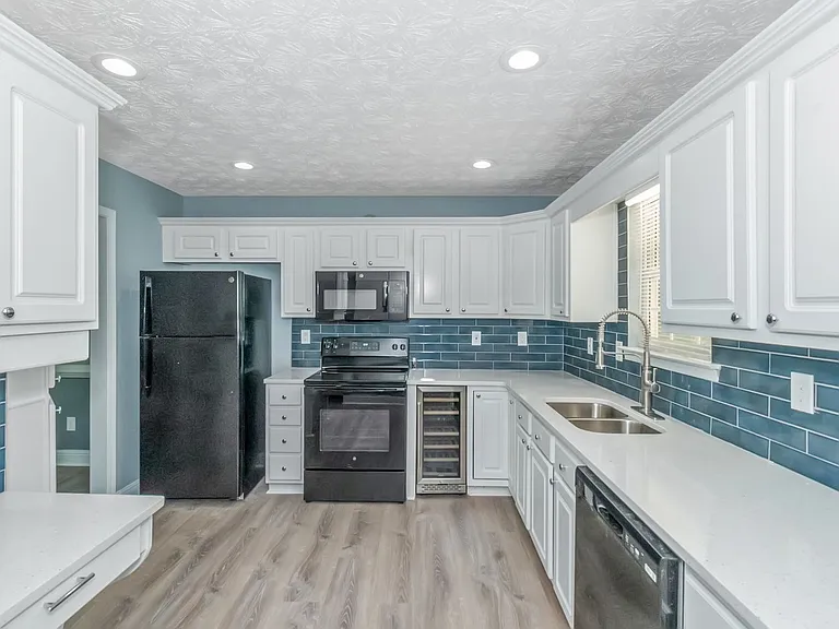 80 Shelby Oaks Trl — Photo 2