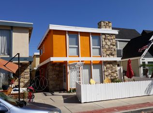 226 16th St APT 2, Seal Beach, CA