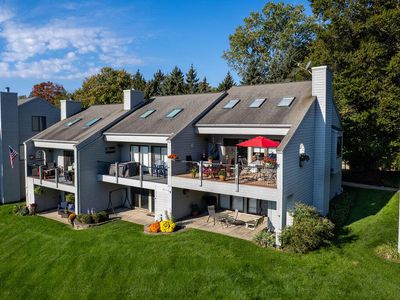 300 Black River St APT 21, South Haven, MI, 49090