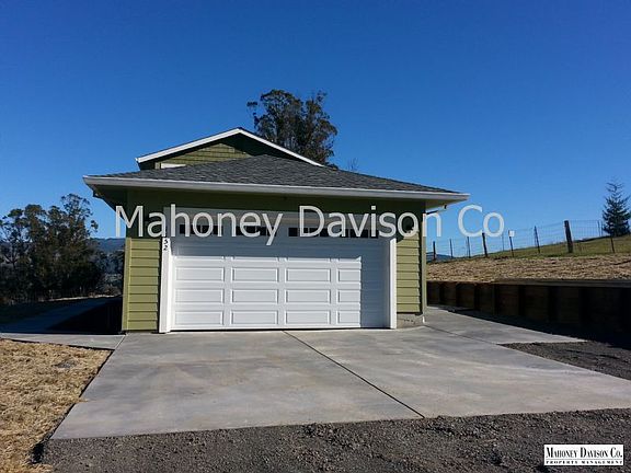 3rd image of 1152 Rose Ave