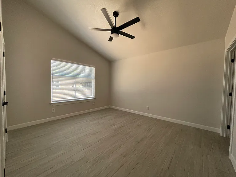 330 Plantation — Photo 18