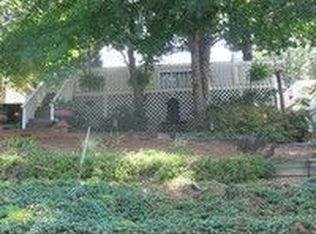 120 Club House Dr, Badin Lake, NC 28127