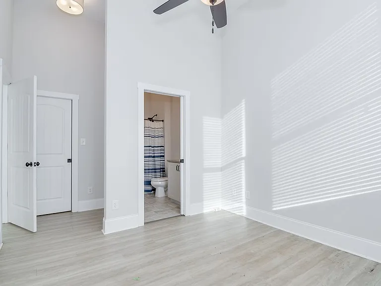 164 N Louisville St #2 — Photo 29