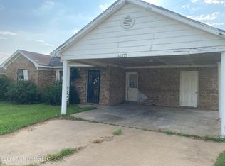 1104 Cloverleaf Cir, Robinsonville, MS 38664