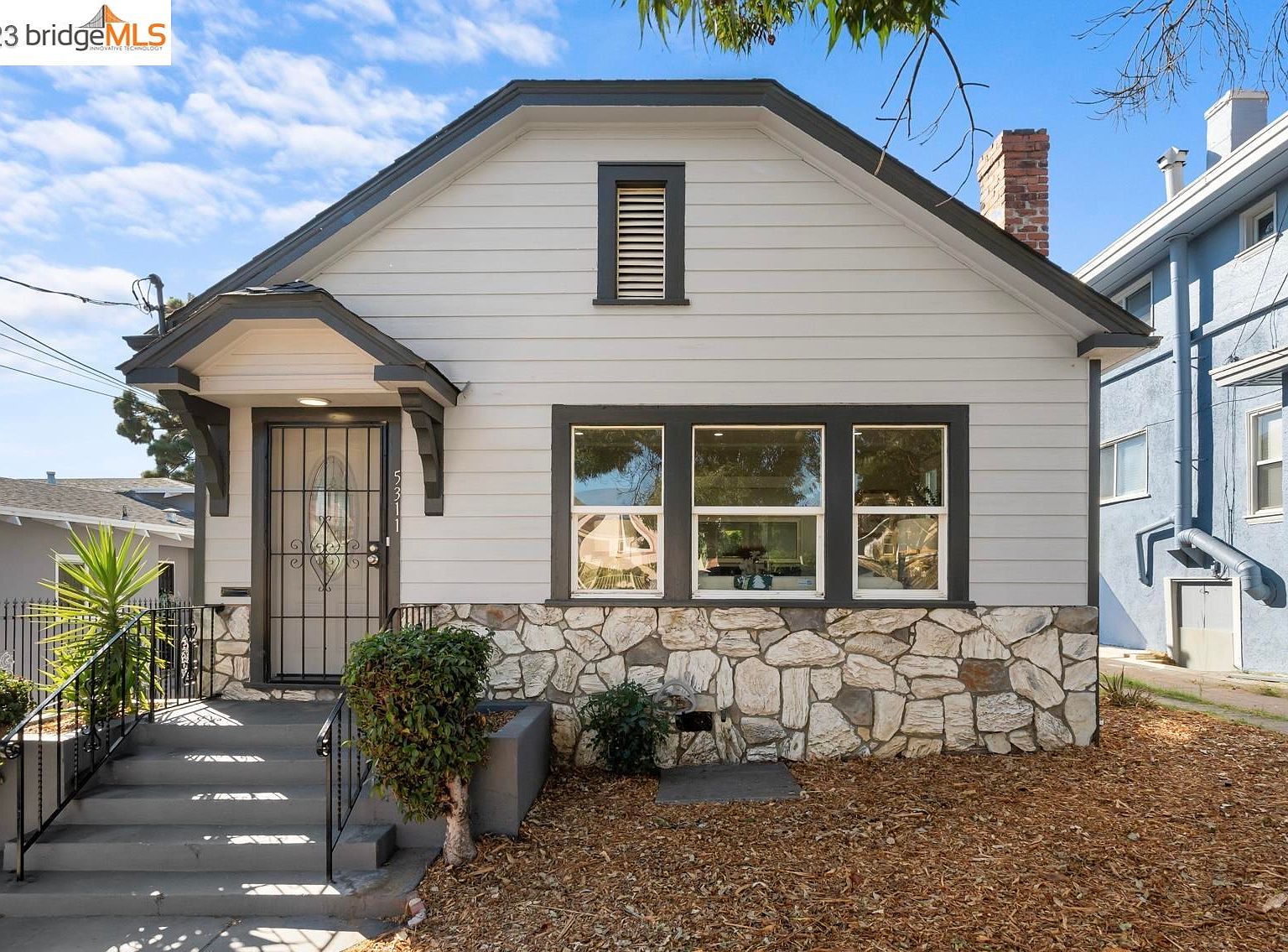 5311 Belvedere St Oakland CA 94601 Zillow