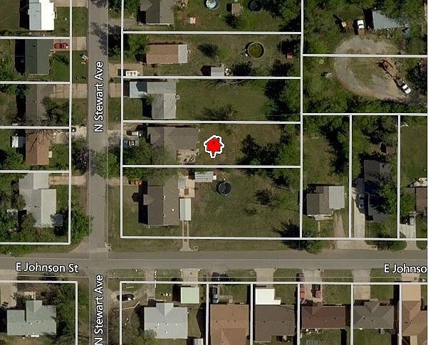 2nd image of 711 N Stewart Ave