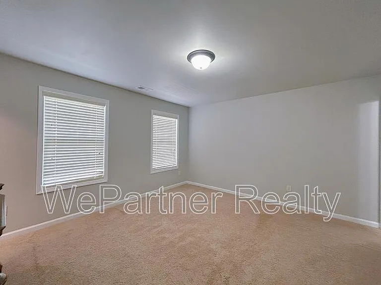 5838 Norfolk Chase Rd — Photo 21