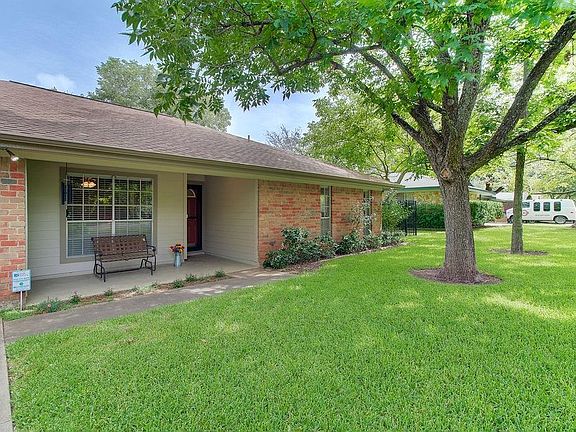 5th image of 9612 Newberry Dr