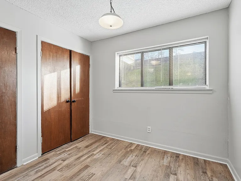 Remodeled AND Affordable Heber Springs Apartments. — Photo 15