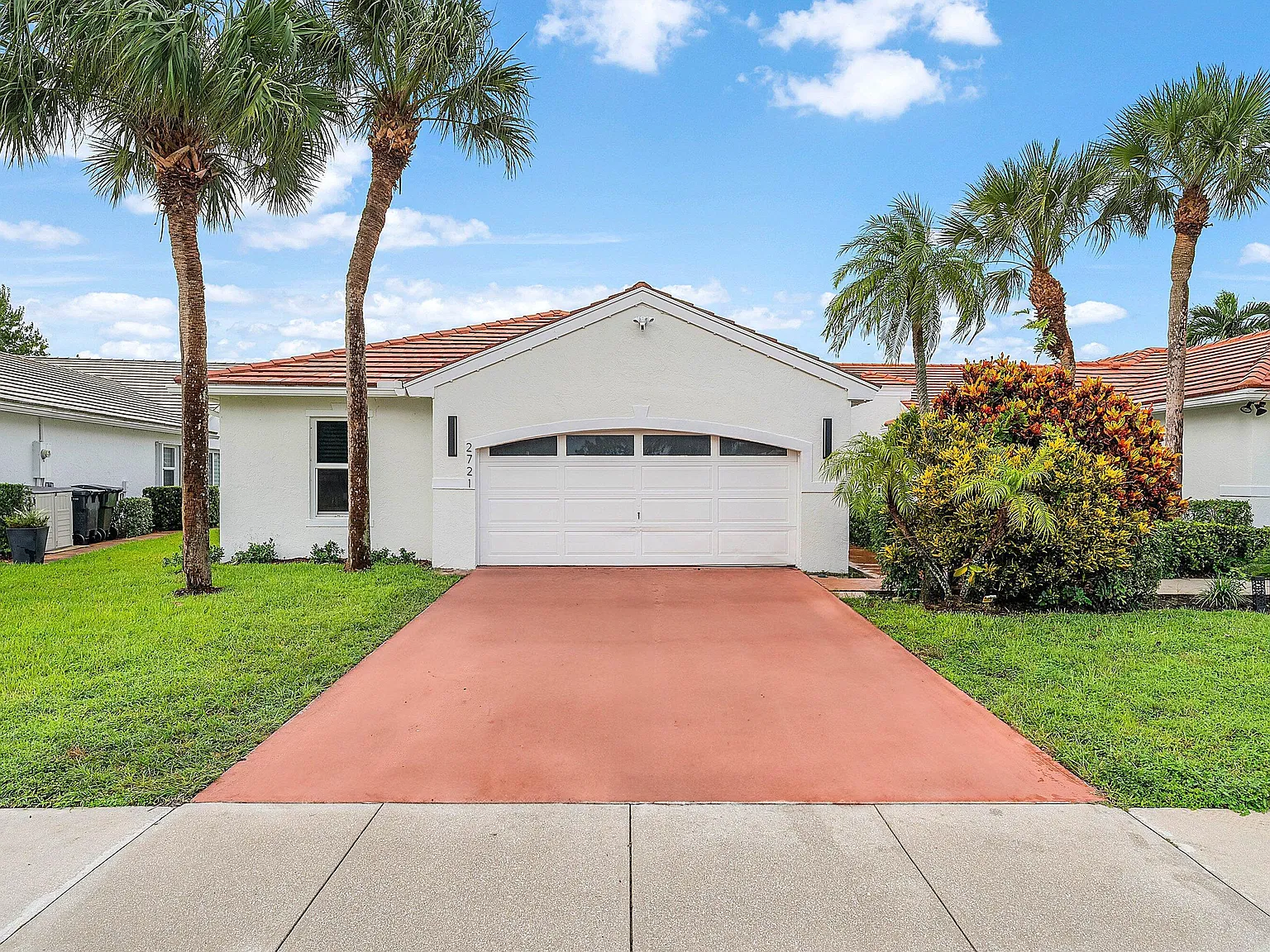 3 bed, 3.0 bath, 1850 sqft, $7,500 — Photo 2