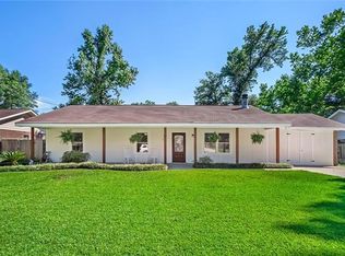209 Elmwood St, Mandeville, LA 70448