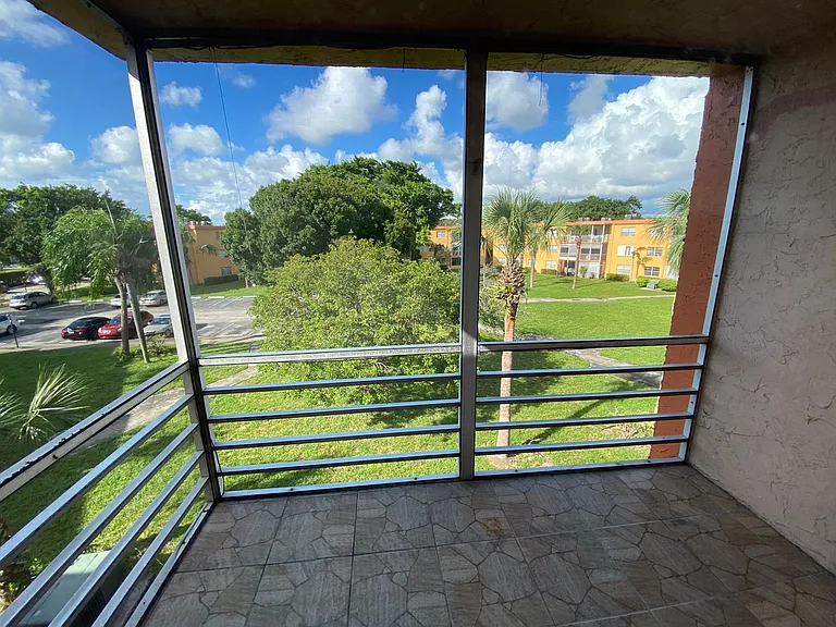 4304 NW 9th Ave #3-3B — Photo 7