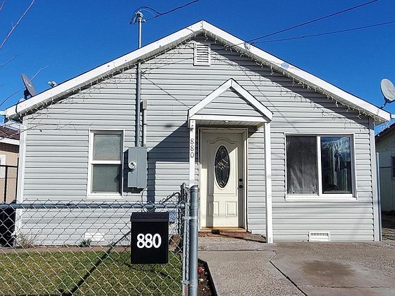 5th image of 880 NW Deer St