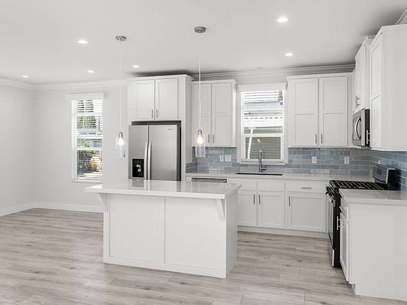 3rd image of 13040 Bonita Vista St #250