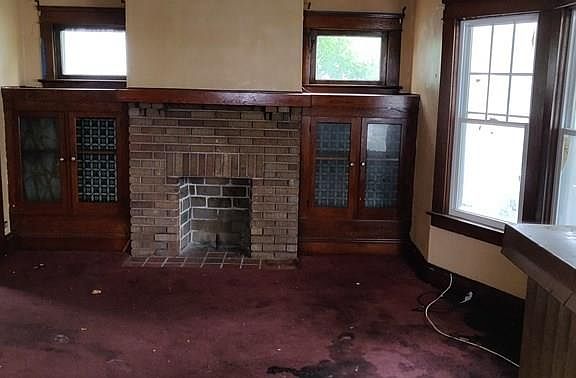 2nd image of 15811 Huntmere Ave