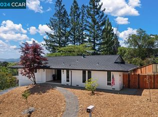 6 Darnby Ct, Orinda, CA 94563