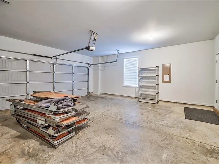 2510 Great Silver Fir Aly — Photo 33