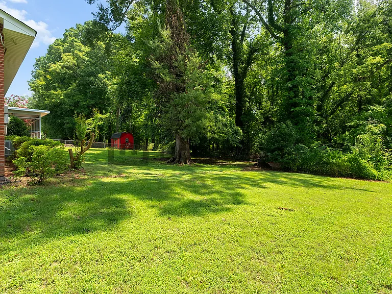 1217 Forestdale Dr — Photo 14