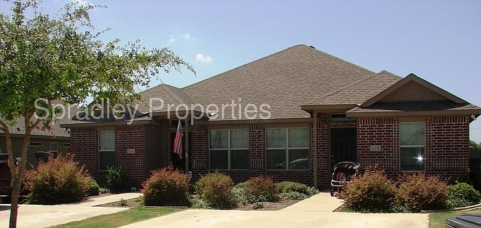 1st image of 8333A Saddle Brook Dr