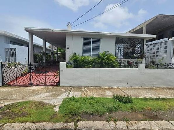 9B Urb Rafael Bermudez Fls #2, Fajardo, PR 00738