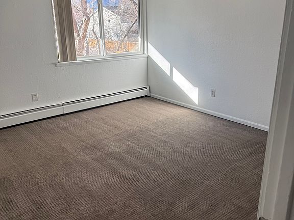 5th image of 2990 Glenwood Dr APT 102