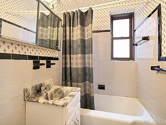 Sold by Century 21 American Homes | media 8