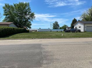 1419 16th St SW, Jamestown, ND 58401