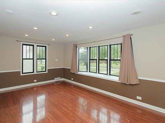 5th image of 206 S Princeton Ave