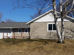 1013 Oakwood Ter N, Champlin, MN 55316