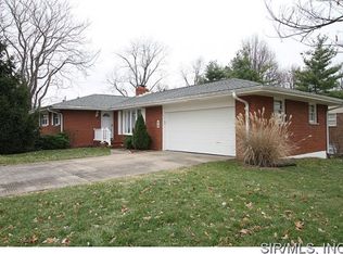 98 Chapel Dr, Collinsville, IL