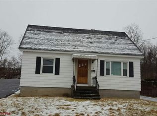 18 Belmont Pl, Amsterdam, NY 12010