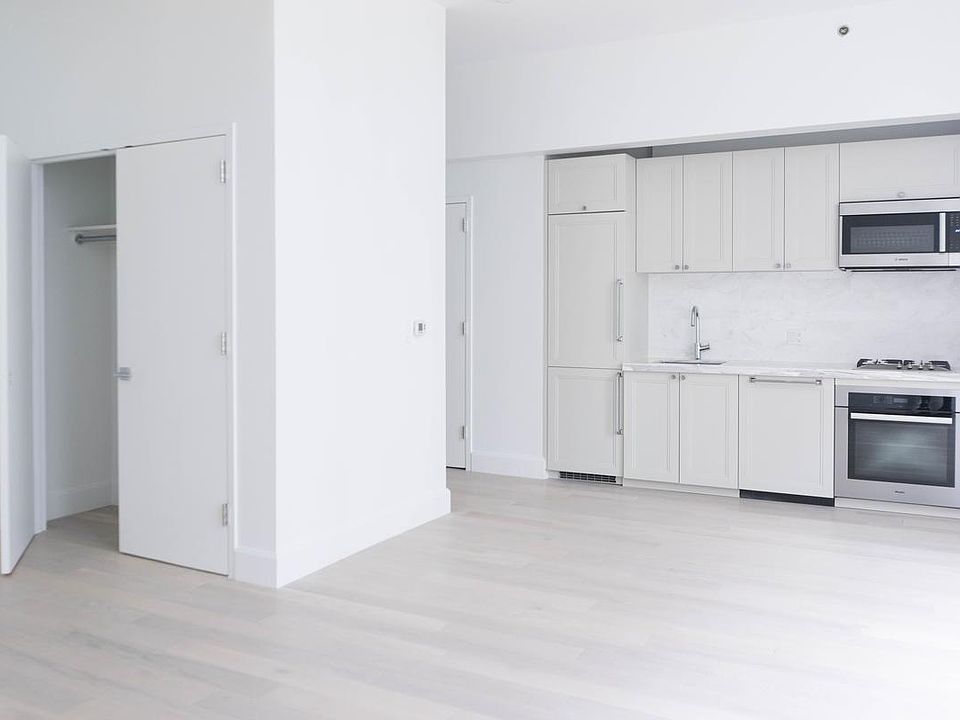 1st image of 389 E 89th St APT 5F