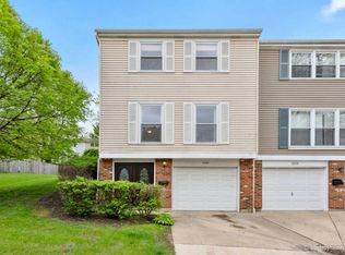 2029 Stanley Ct, Schaumburg, IL 60194
