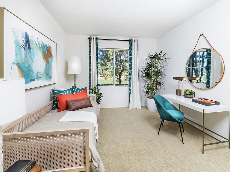 Rancho Monterey Apartment Homes — Photo 6