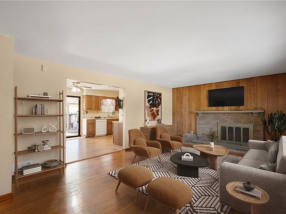 4th image of 2515 Beverly Dr