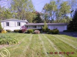 32312 Farmersville Rd, Farmington Hills, MI 48334