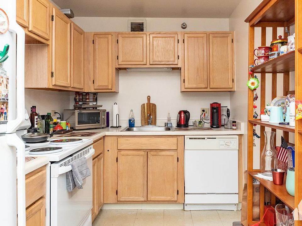 1st image of 200 N Dearborn St #3108W