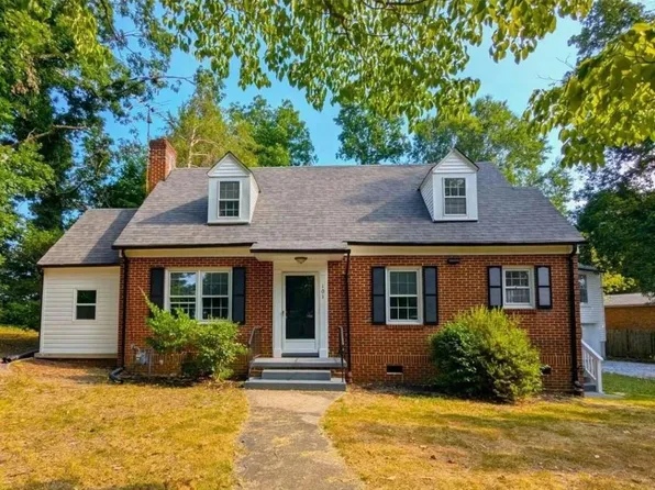 101 A Mendenhall Rd, Jamestown, NC 27282