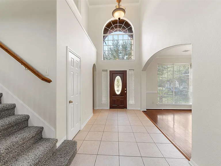 14213 Stone Bluff Ln — Photo 4