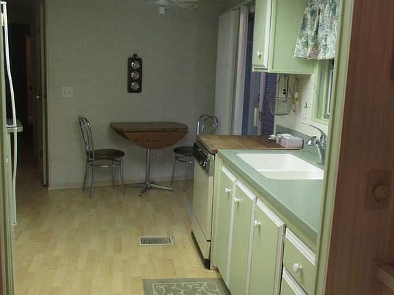 3rd image of 323 Palo Verde Dr